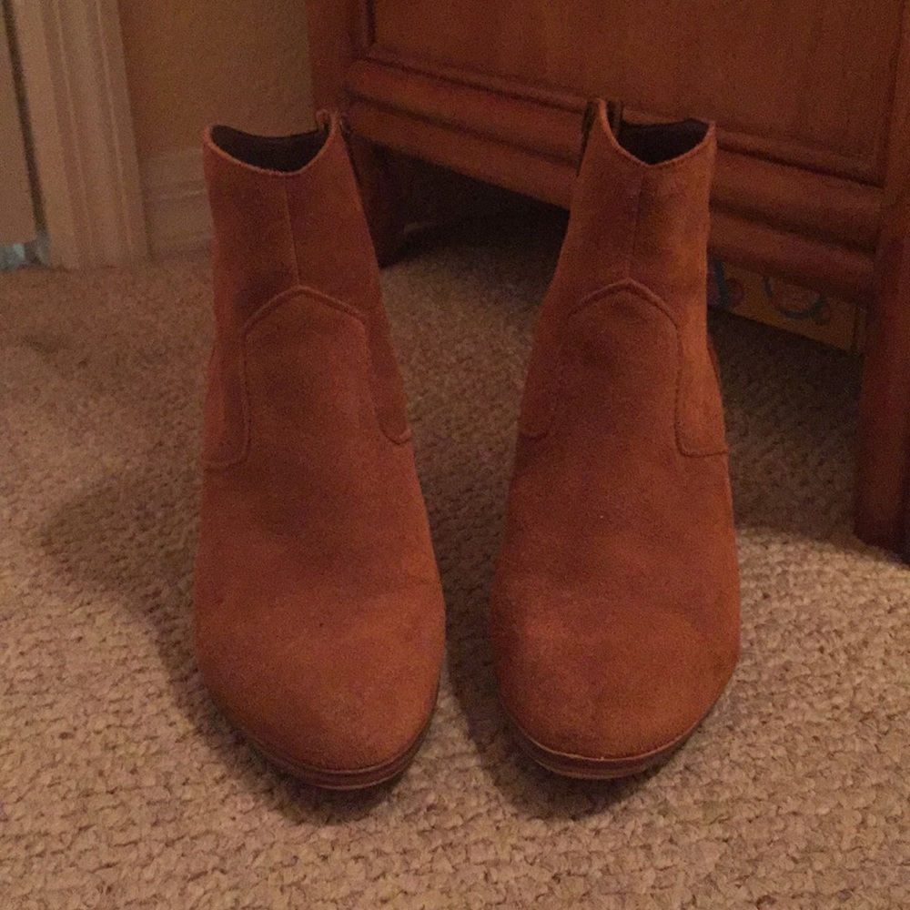 Aldo block heel western bootie